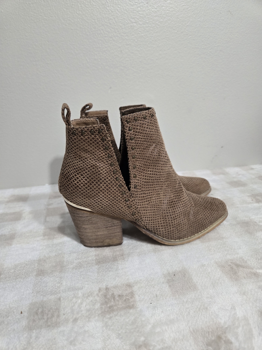Shu Women’s Brown Faux Leather Snake Print Ankle Booties Block Heel US 8